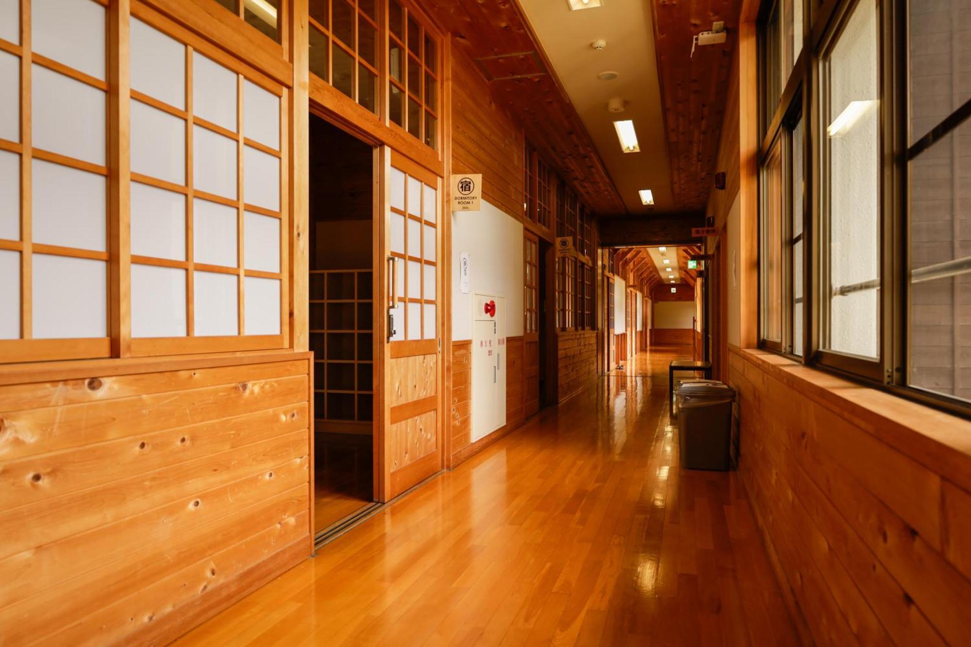 馬籠ふるさと学校 Magome Furusato Gakkou Nakatsugawa Buitenkant foto