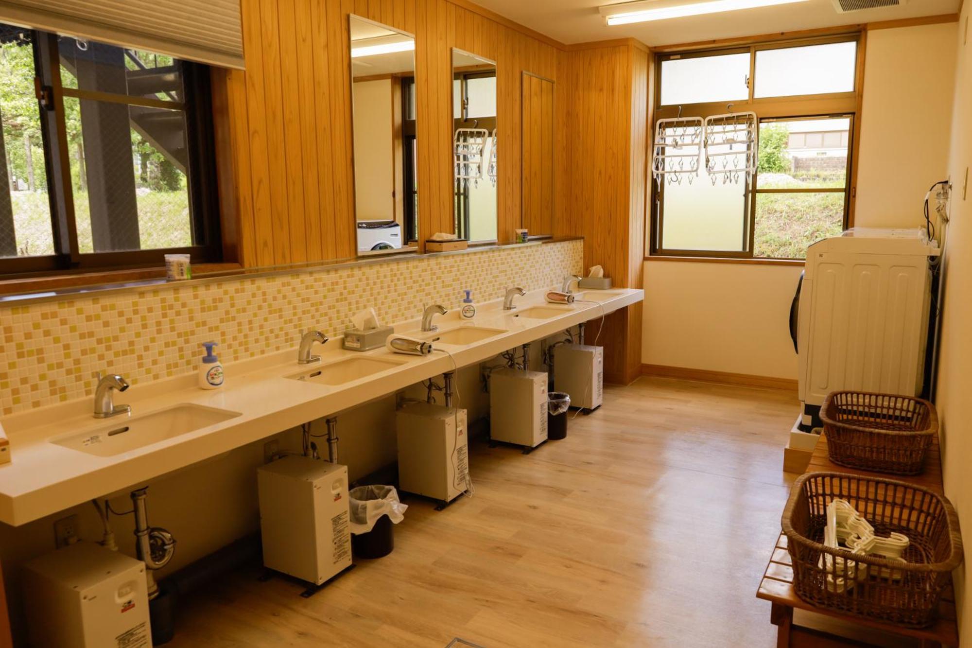 馬籠ふるさと学校 Magome Furusato Gakkou Nakatsugawa Buitenkant foto